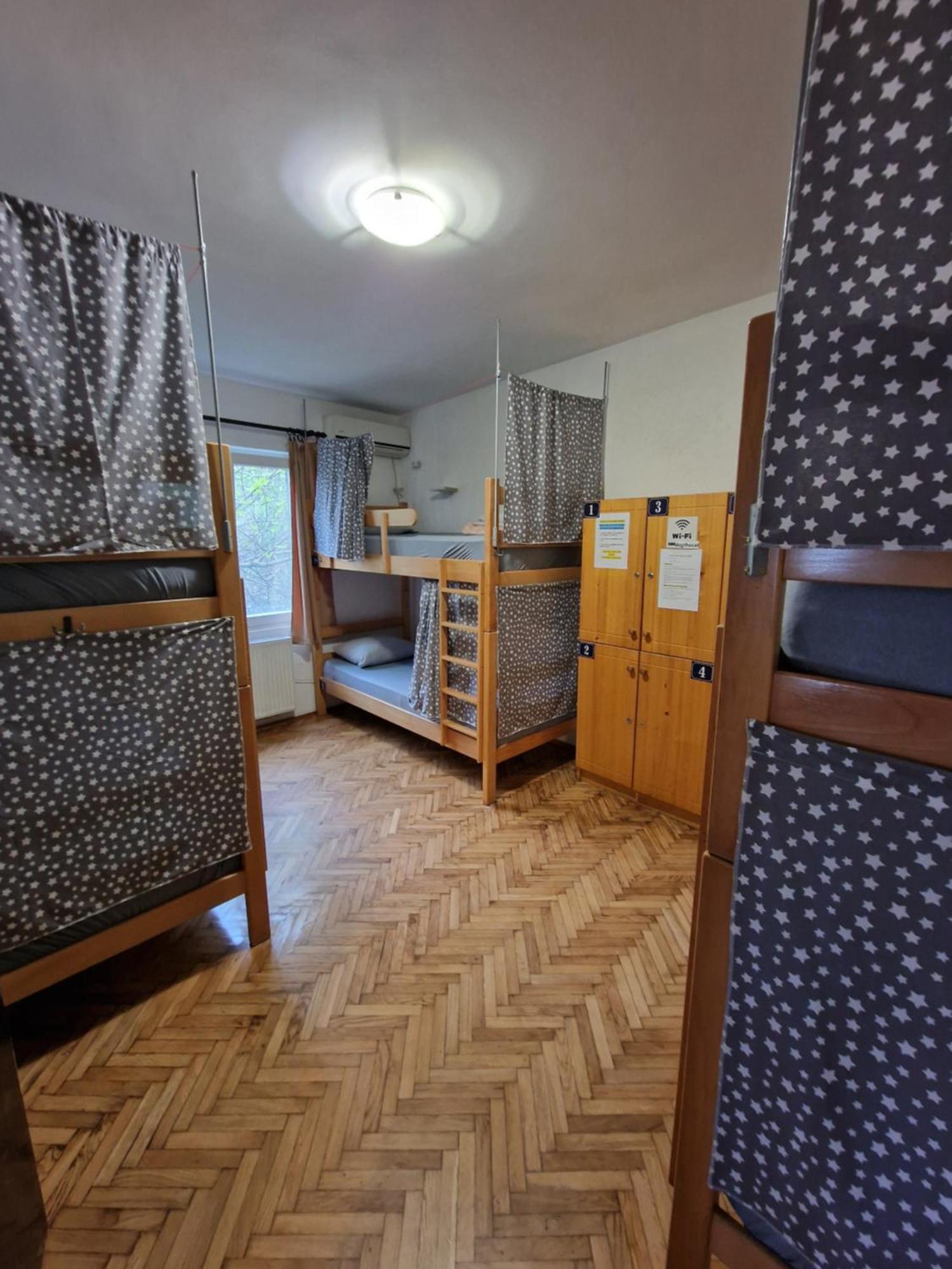 Pirate Backpackers Hostel อุลซิน ภายนอก รูปภาพ